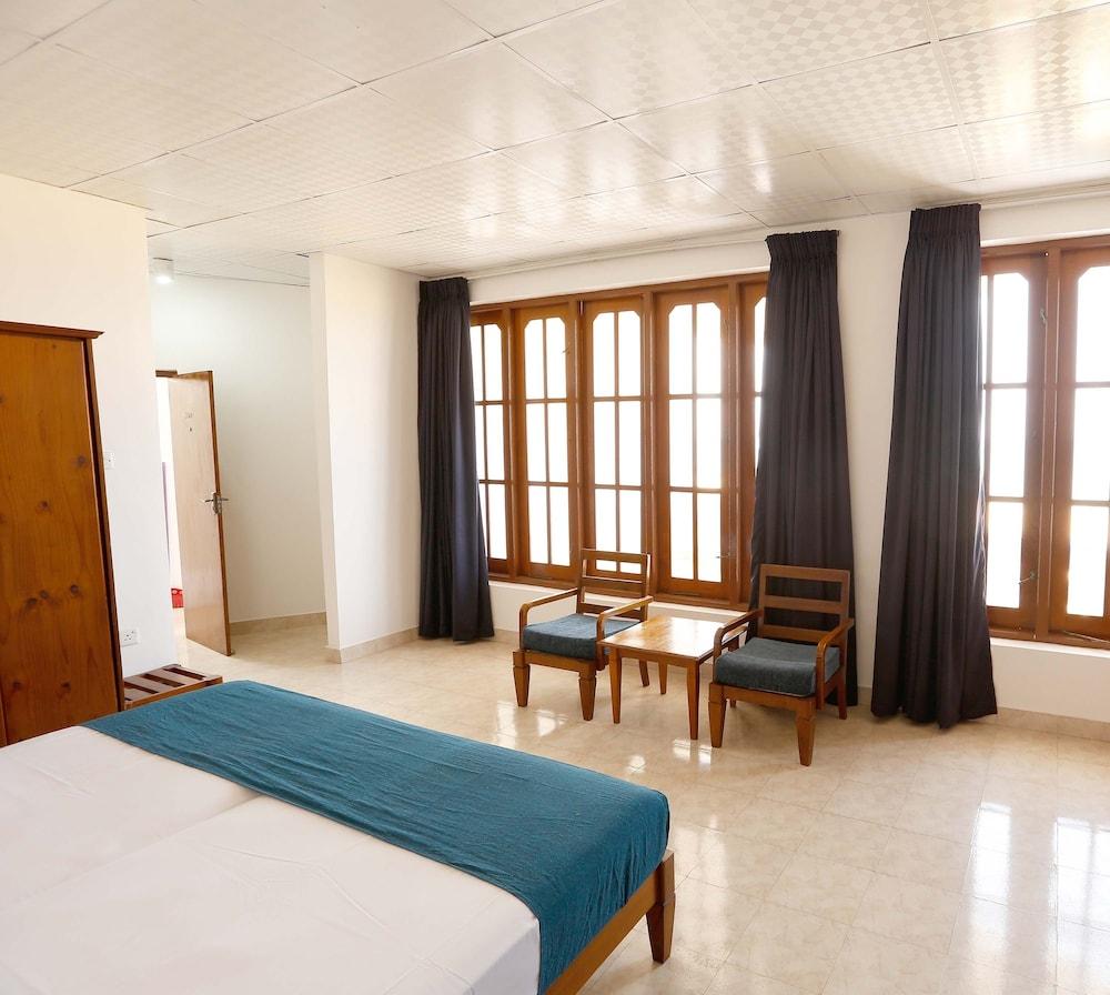 Zand Negombo Ettukala Bagian luar foto