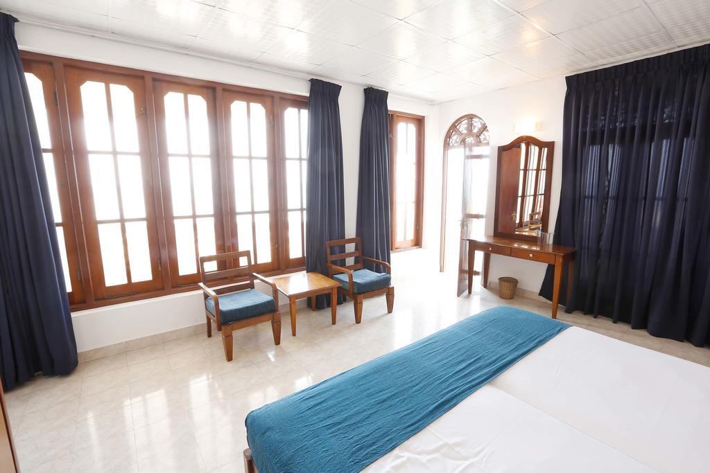 Zand Negombo Ettukala Bagian luar foto
