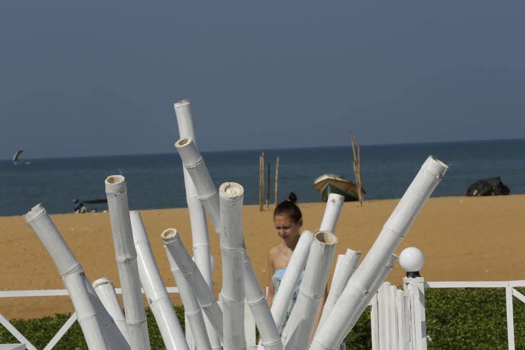 Zand Negombo Ettukala Bagian luar foto