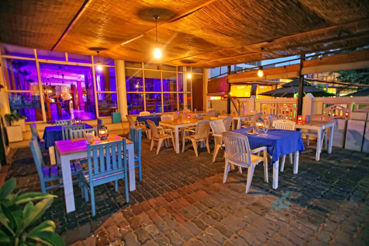 Zand Negombo Ettukala Bagian luar foto